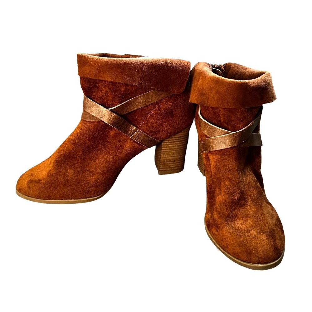 New Directions Jorie Strap Cognac Suede Ankle Boots Sz 10 Womens Chunky 3" Heel
